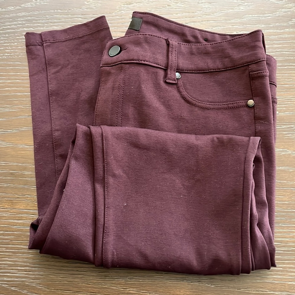 Liverpool leggings. 12/31.